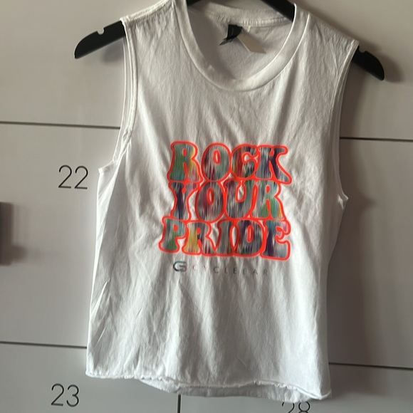 Cyclebar rock your pride tank - Picture 2 of 2